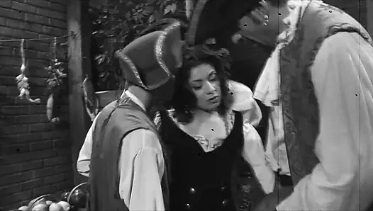 Симпатичная латина в Гэнбэнг-экшене