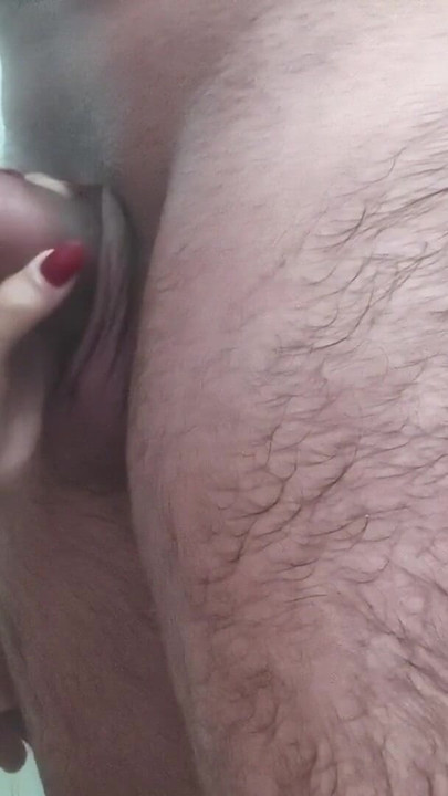 אחות חורגת מוצצת זין בצמא. סקס אוראלי הכי טוב | קליפ 1