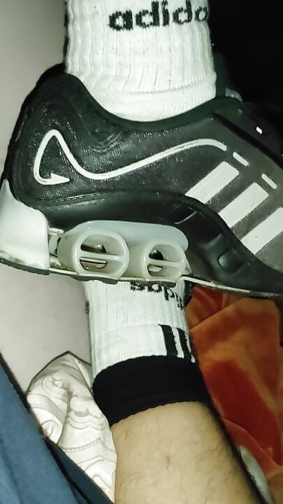 Dirtyjunkbro Playing, Dirty, Smelly Socks, Piss and Drink