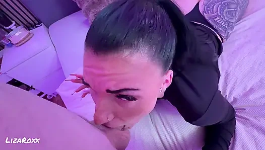 Mergokin aku lagi merokok... Berubah jadi nyepong kontol ceroboh - pov