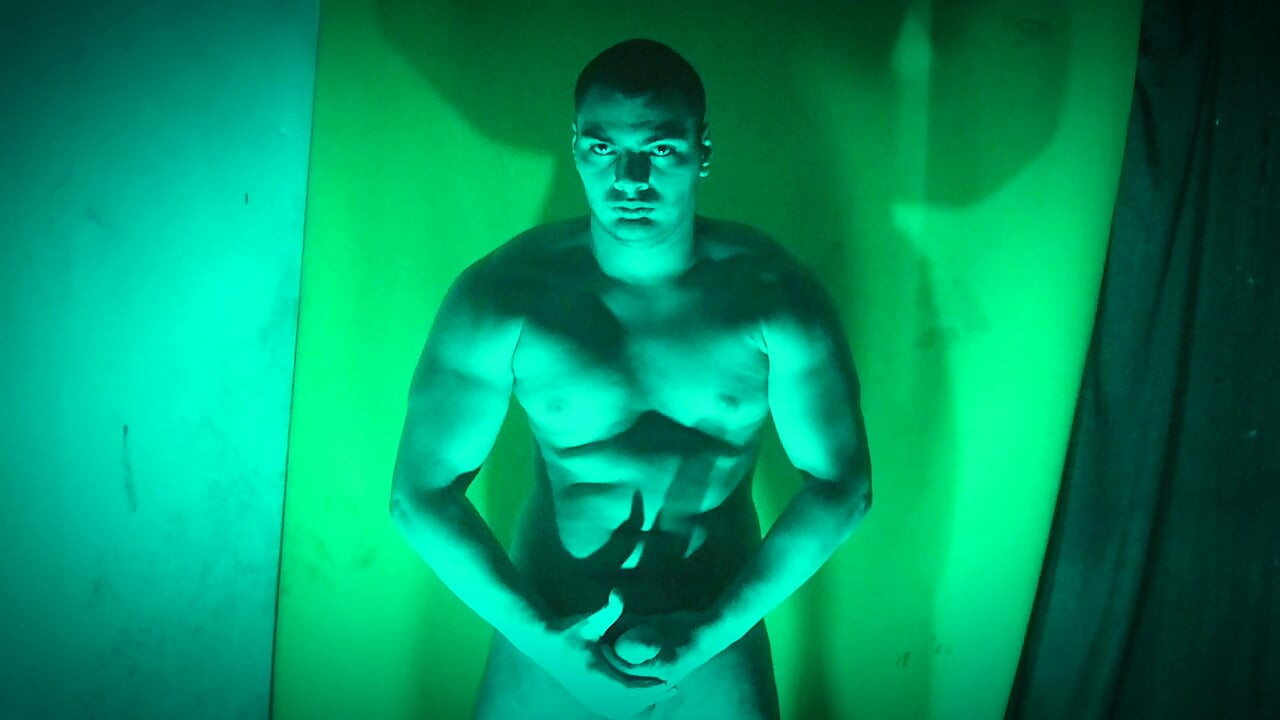 Solo Male - Number 1 - Masturbation - Muscular Men - 18 CM Dick
