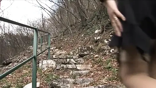 Italian dirty story...alone in the park with a real sexual fanatic