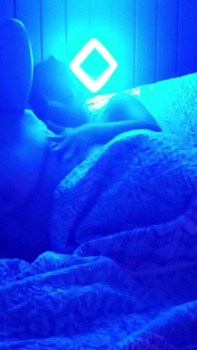 "Üvey anne ve üvey oğlu bir motelde kontrolsüz bir şekilde sikişiyor" dan çarpıcı an