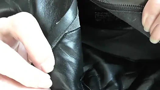 Leck meine Stiefelsohlen und dann schnüffel in meinen stiefeln! Lady Victoria Valente