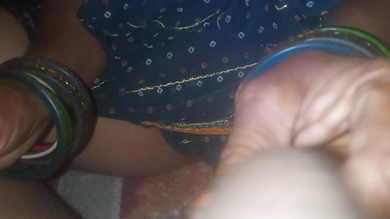 Hot garls NRI woman sucks dick with enthusiasm