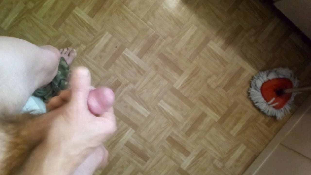Cumming was horny and made a video