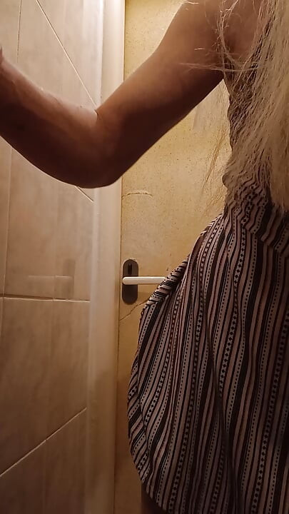 Lola Saddnes standing fuck