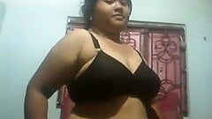 Indian big boobs showing