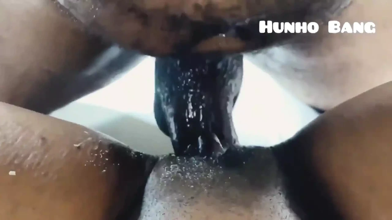 我让她玩弄我的鸡巴