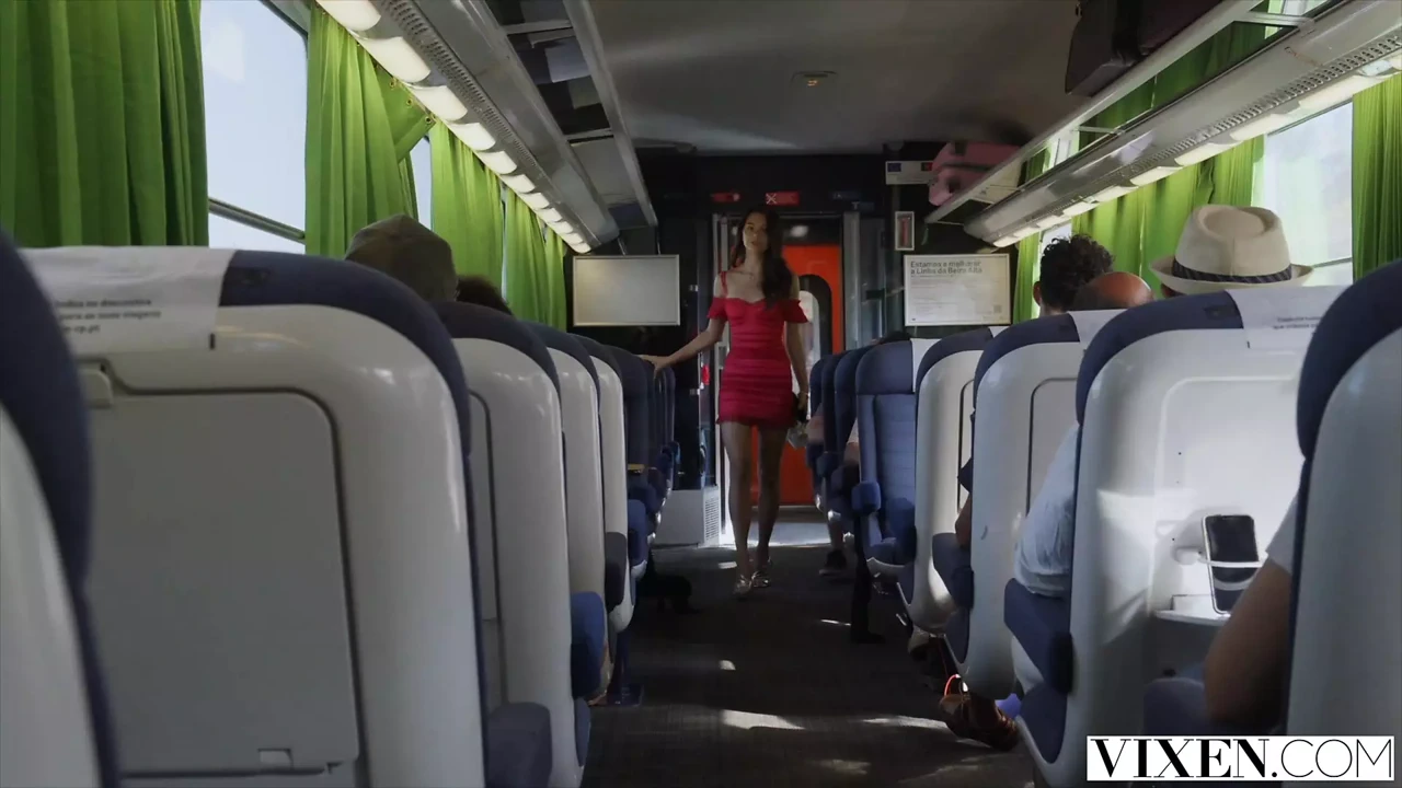 Vixen - 被庇护的Eva为了激情冒险而抛弃未婚夫