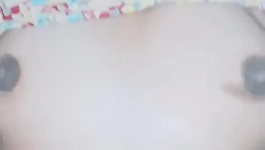 Amcığını Yamaya Başladım Ve Eğlenceliydi.