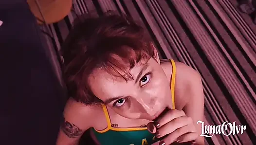 Young fan cheats on husband with a tattooed