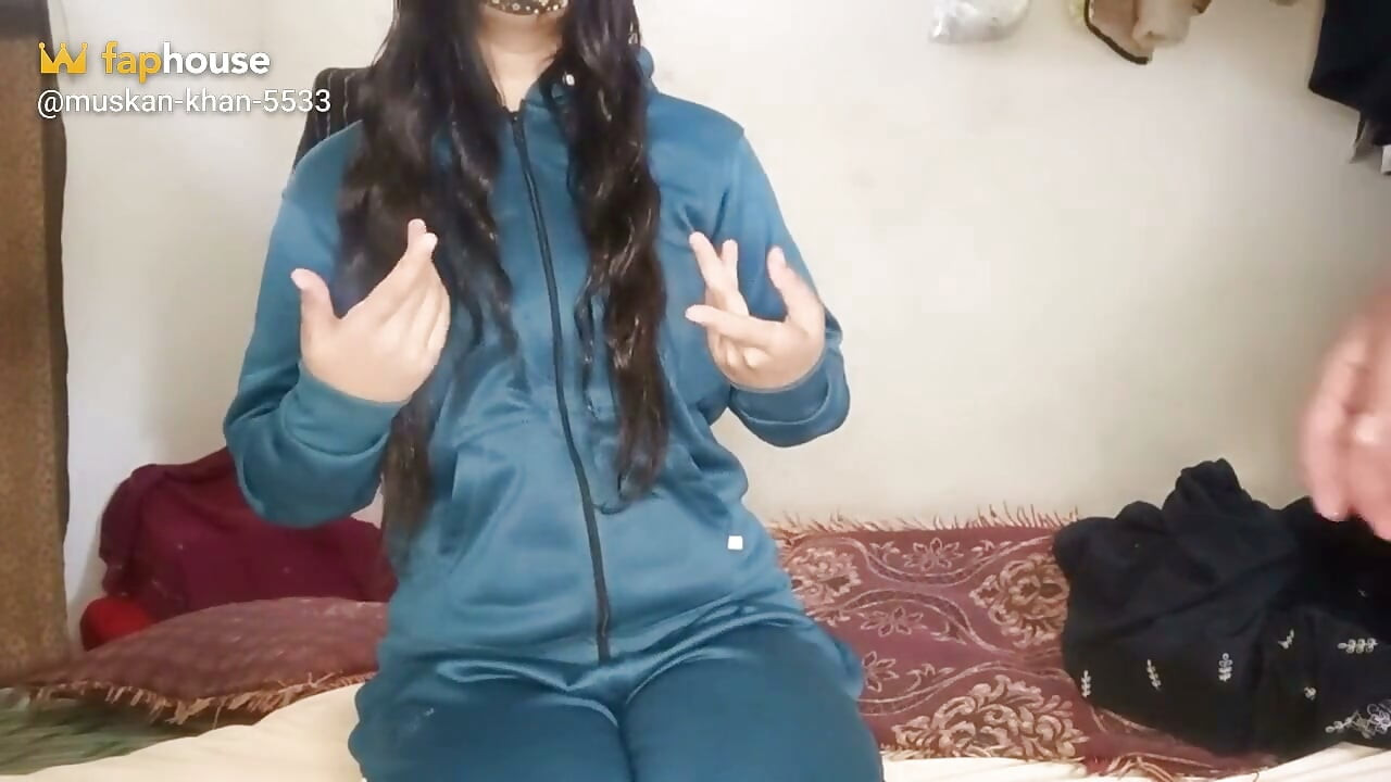Cea mai bună prietenă soră vitregă drăguță futută anal dur