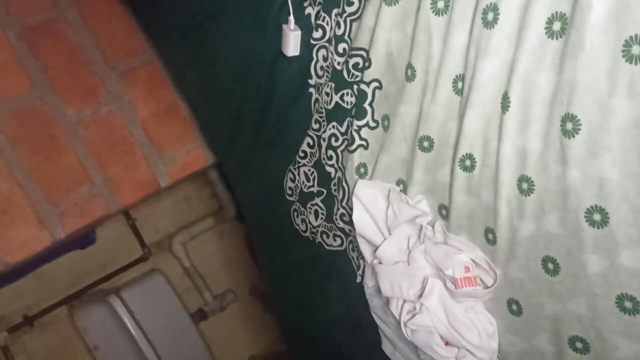 Dizginsiz seksi seviyor