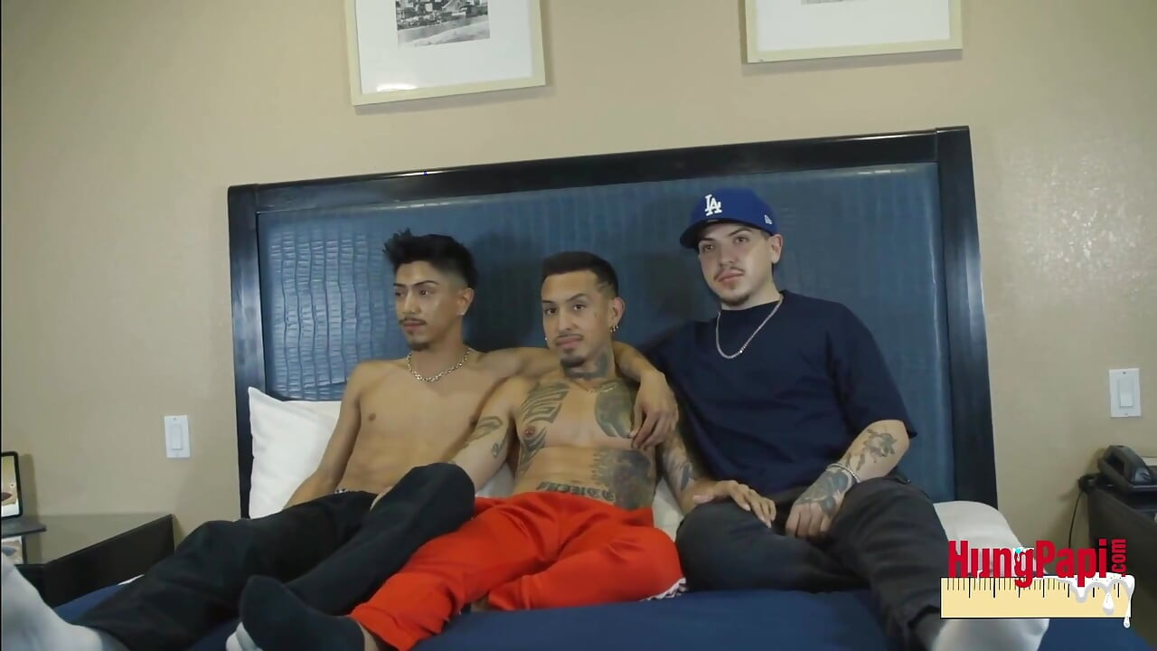 2 Cholos Fuck and Breed Muscle Ass Hardcore Gay Sex Hungpapi
