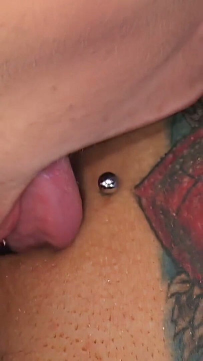 Mega big milf pussy licked | Clip 2