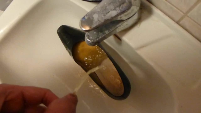 Piss in my high heel shoe