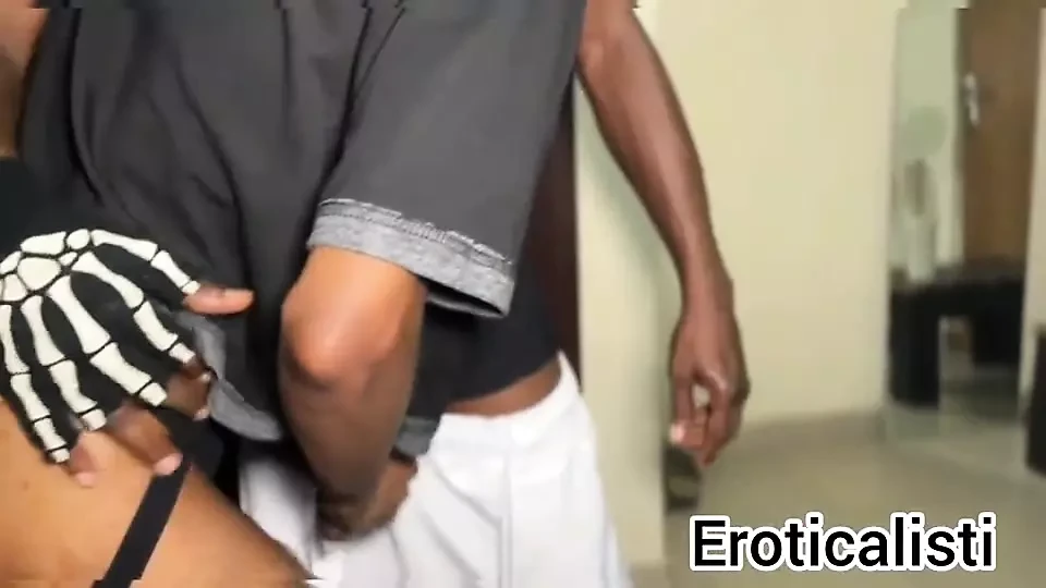 Kako tvoja pička može biti ovako uska
