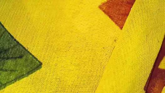 Ayah mertua dan menantu perempuan kedekatan video seks gelap pijat minyak ayah mertua di ruangan untuk pembicaraan kotor