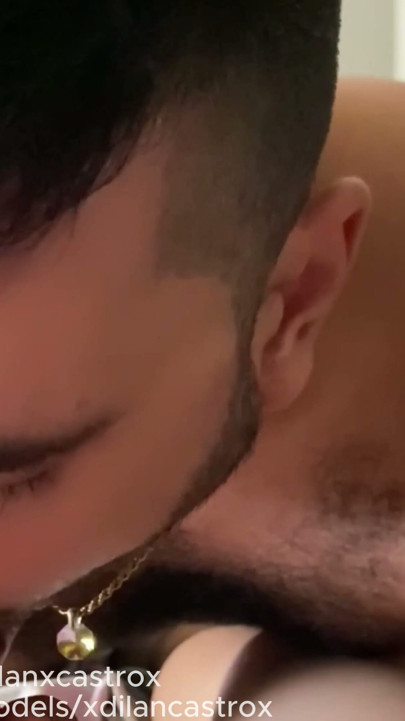 SEX ORAL CU VECINUL MEU STRAIGHT PÂNĂ CÂND EJACULĂM | Clip 1
