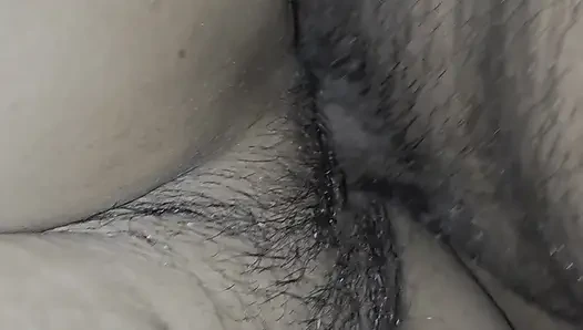 Aku menyetubuhi istriku di malam hari