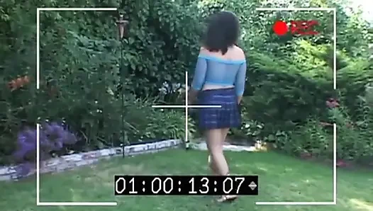 Riesigen schwarzen schwanz im arsch ... schwarz und weiß im garten