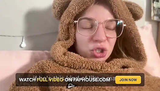 У каждого мужчины есть одно тайное желание быть страпоном!