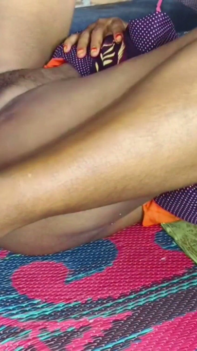 Bhai ne apne chhoti behen ke sath kiya Galt Kam. Indian Desi bf sex videos.pati apne housewife ke sath rat me bur ki chudai kiya | Clip 1