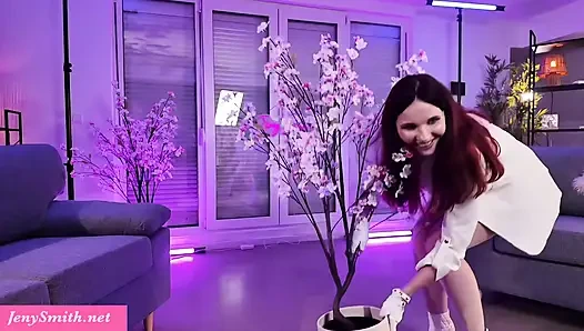 Ateşli orta yaşlı seksi kadın Jeny Smith ve Alex hayatta sikişiyor