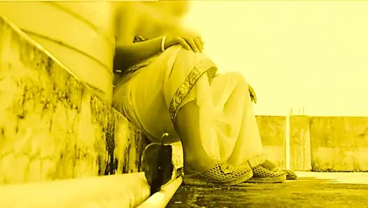 I CATCH MY SHY BHABI IN MY Building on the roof and give her the fuck of pussy on the roof.