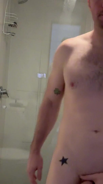 Di sebalik Tabir dengan bintang lucah MILF Mexico, Ely Marquez, dan Andres Acosta | Klip 1