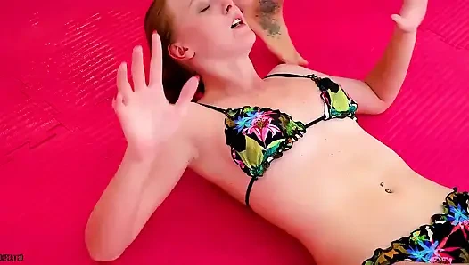 Meryl & linda - pertengkaran hot antara gadis remaja rambut merah