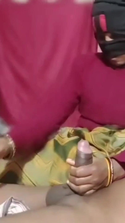 Husbend ke sath lund chus ka mal nikali hath se | Clip 2