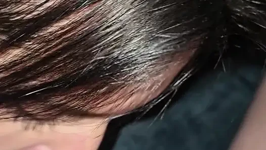 Warum landet das sperma immer in meinen Augen?