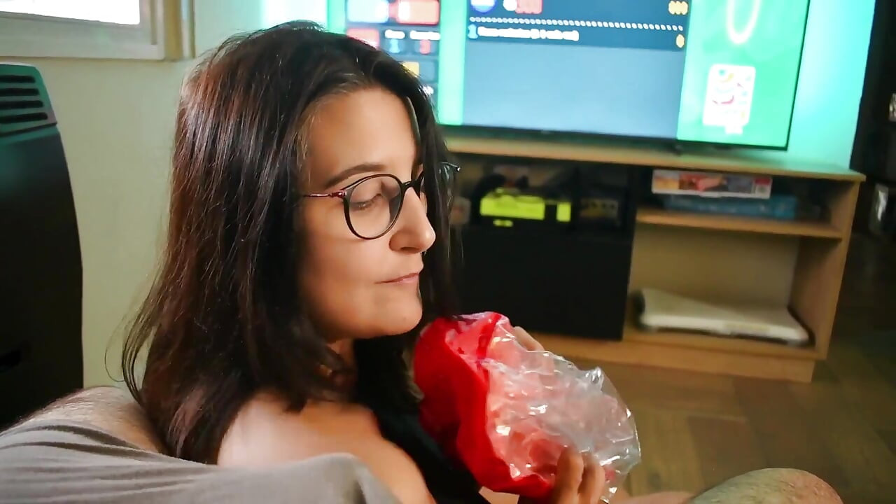 POV Blowjob and Beachball Blow Playing Games - Bunny Looner