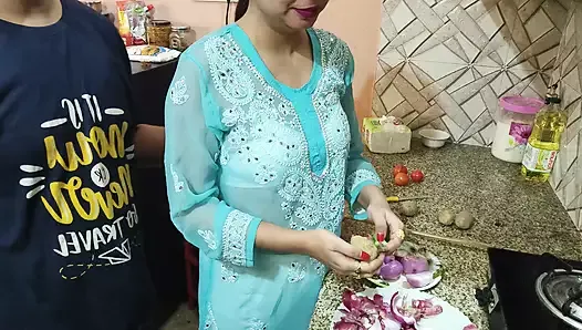 Indyjska desi Bhabhi ostro wyruchana przez swojego devara w hindi