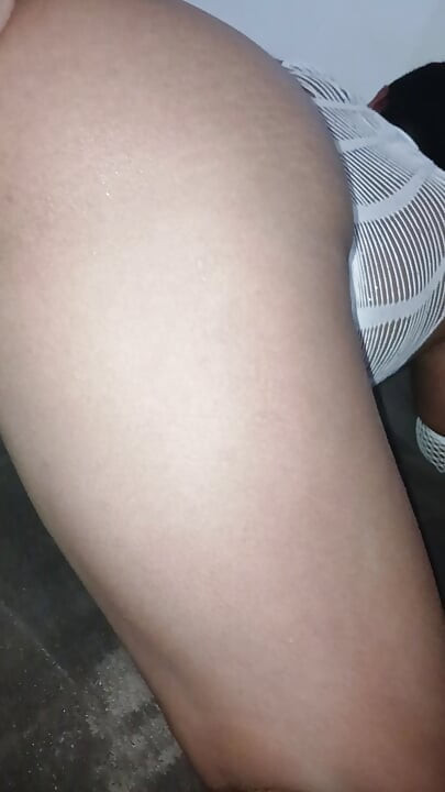 Femboy Mega Culon Es Follado a Pelo, En Lenceria Blanca
