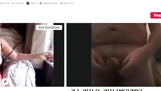 Cowok ini bikin aku crot di depan kamera