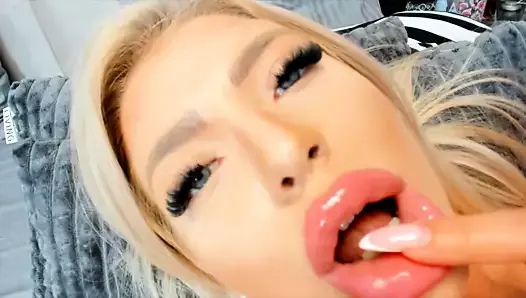 Close up boobs and lips tease live