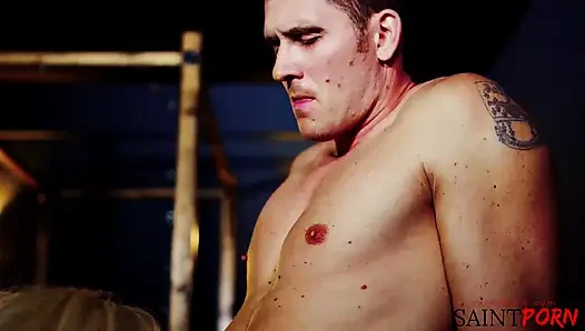 Exhibitionistin Samantha Bentley Fickt Einen Hengst Im Freien