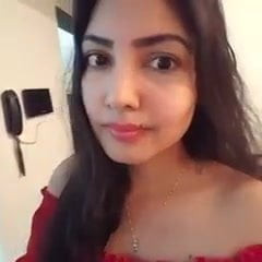 Cute lady doing selfiee 2.mp4