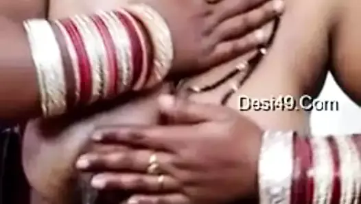 Desi Married Fat Waali Bhabhi With Stretch Marks, Boobs and Oil Massage