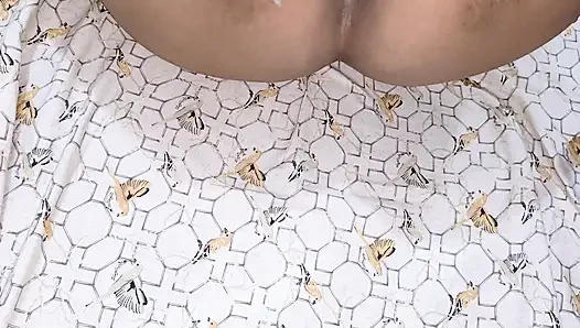 Video seks romantis hasband istri lagi asik bersenang-senang.