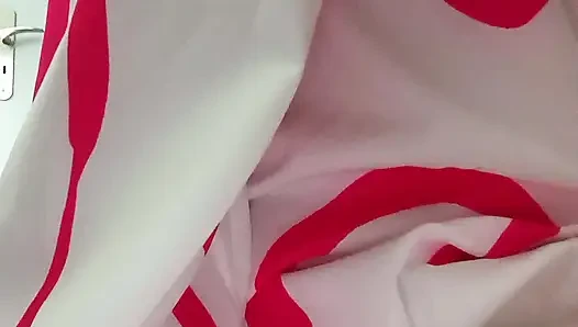 Jika kamu mencintaiku, kamu harus membiarkan aku pergi