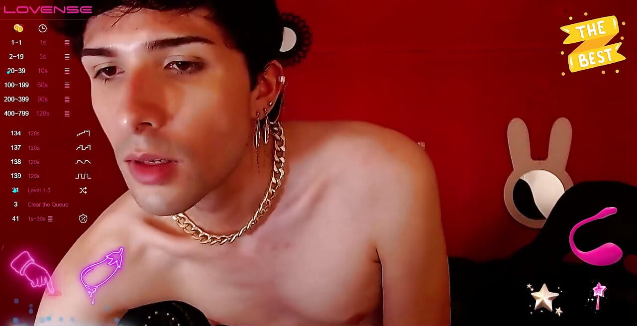 Twink Masturbates in Public