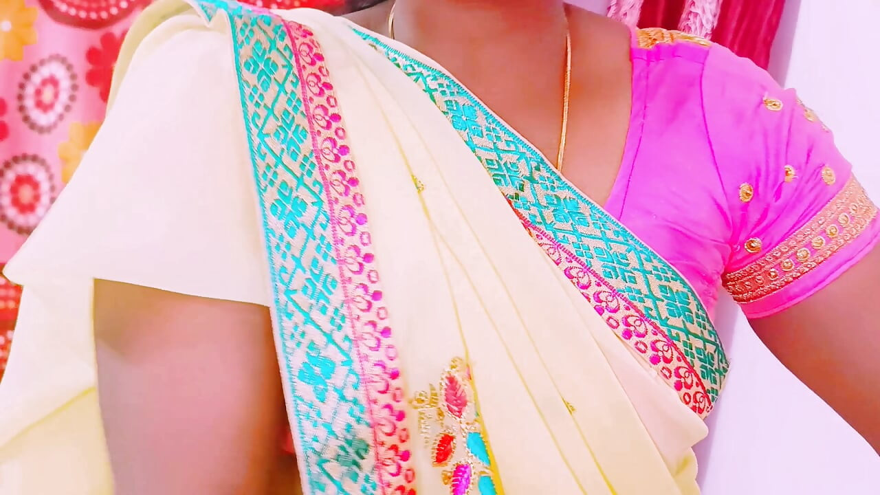 Cijeli video. Seoska desi žena vara muža, jebe muževog oca.