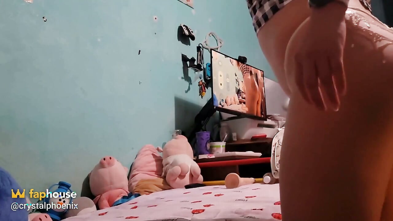 Mijn Kont Neuken Met Een Dildo En Olie