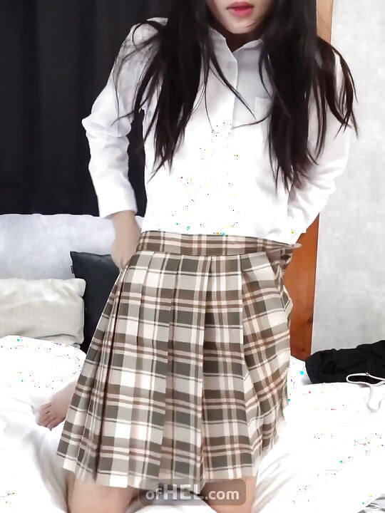 Baebi Showing off Purchases and Flame Testing a New Vibrator on Her