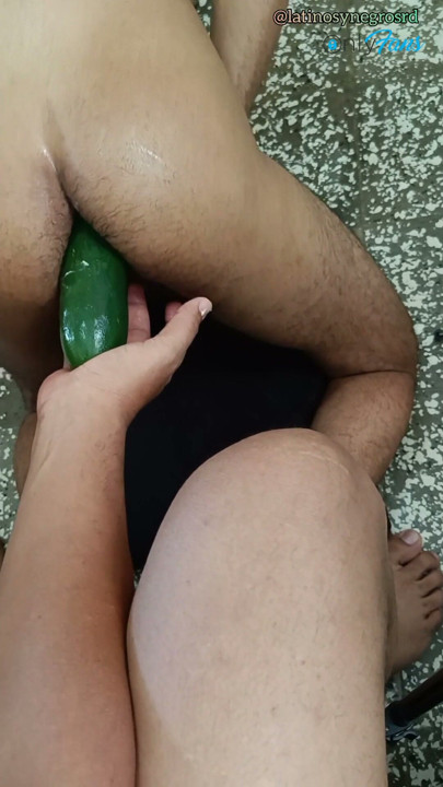 I suck the cock of another dark-haired guy I met through grinder and he was delighted and you want to repeat. | Clip 2