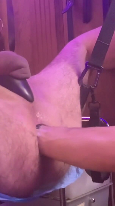 Nice FFist session with Fire281 Good stretch and nearly elbow deep.  Shot my load at the end | Clip 1